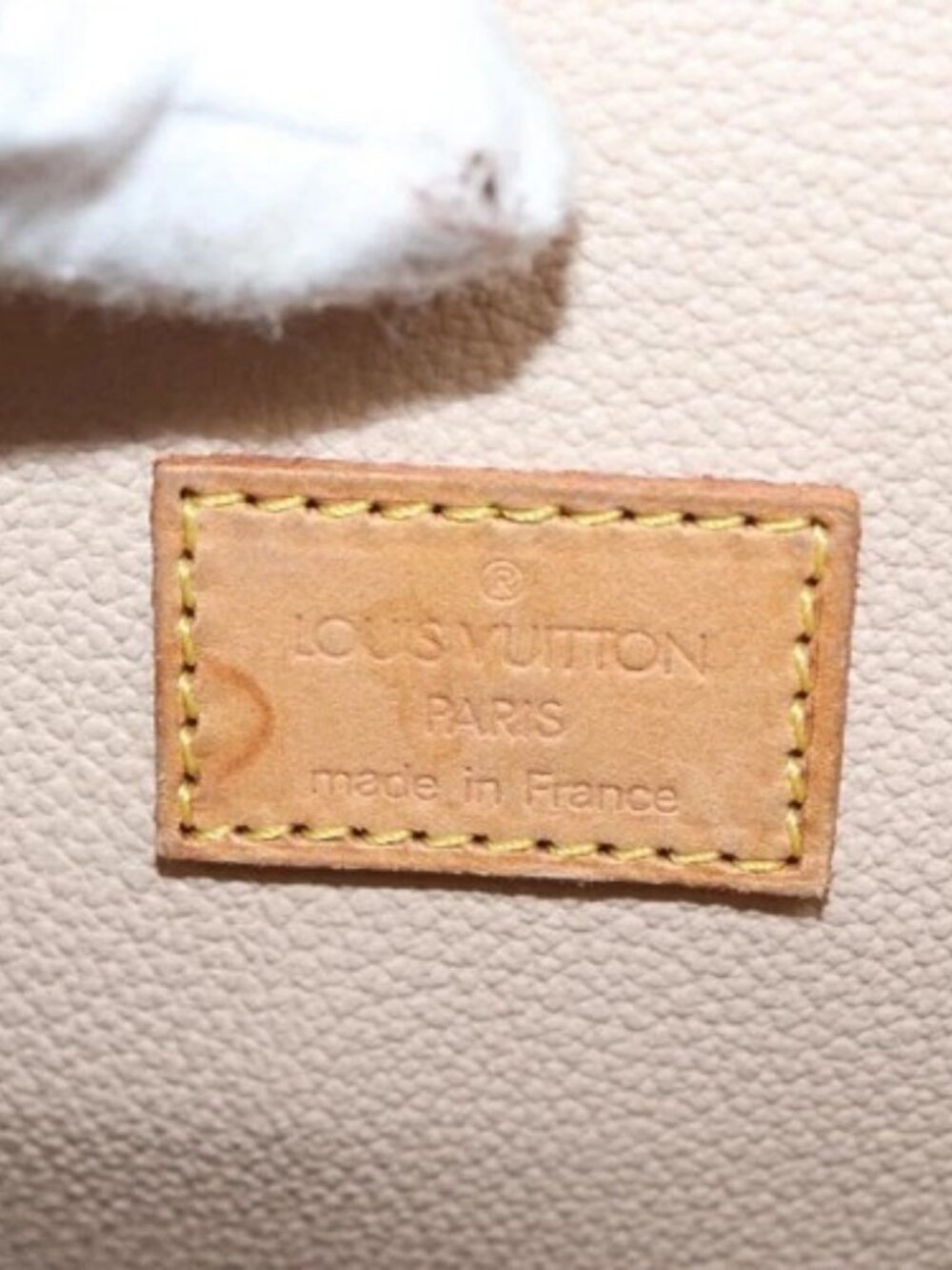 LOUIS VUITTON Monogram Sac Plat Hand Bag - Picture 9 of 15